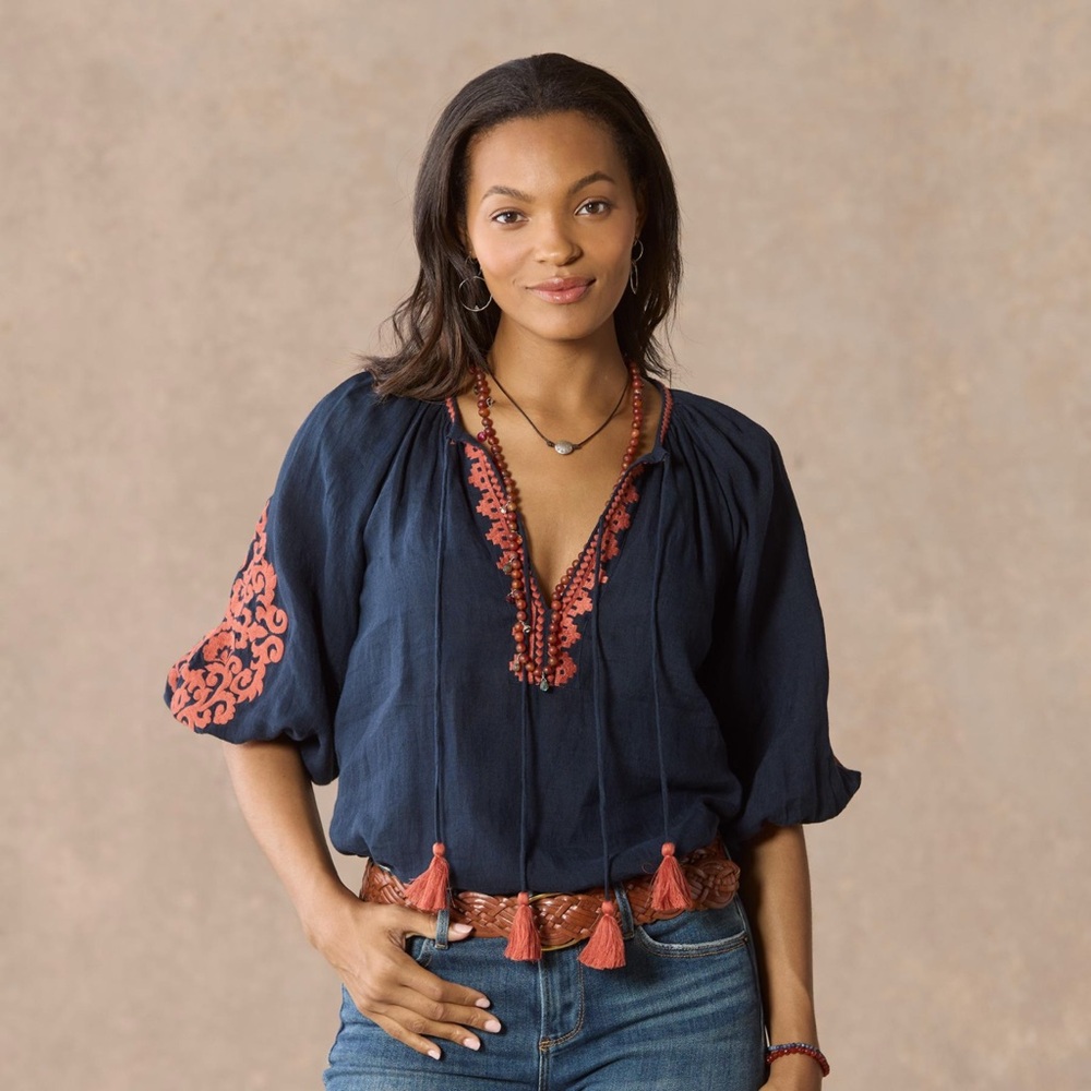 BENARAS by Citrus “Tahiti Embroidered Top”. New with tags.